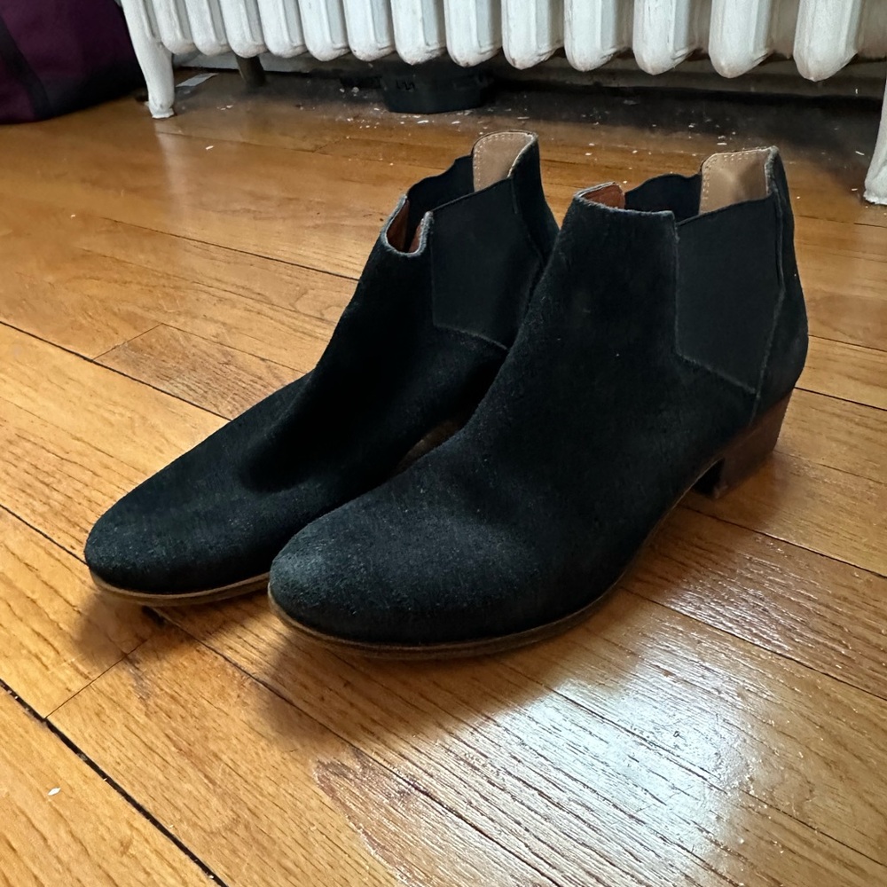 Lucky Brand, black booties